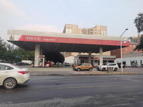 中国石化新华路加油站
