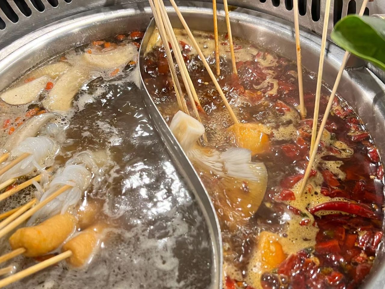 阿朱串串锅(兴凯路总店)