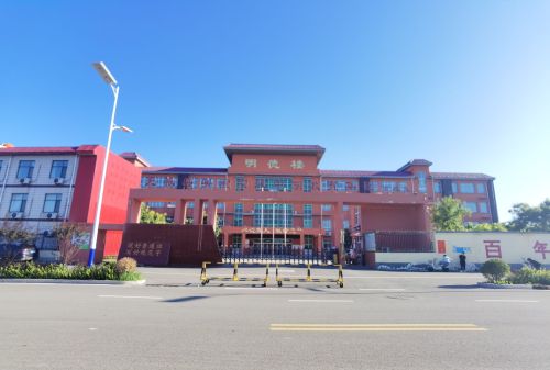 无极县实验初级中学教育集团(南校区)