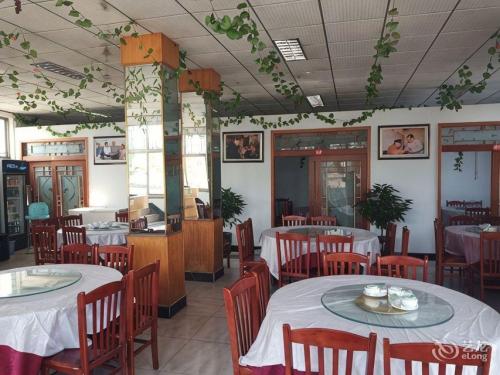 西柏坡映湖饭店