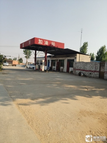 鑫河加油站