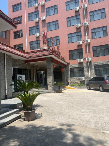 西苑温泉宾馆怡宾楼