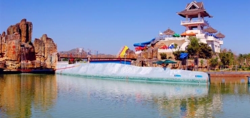 白鹿温泉加勒比水上乐园