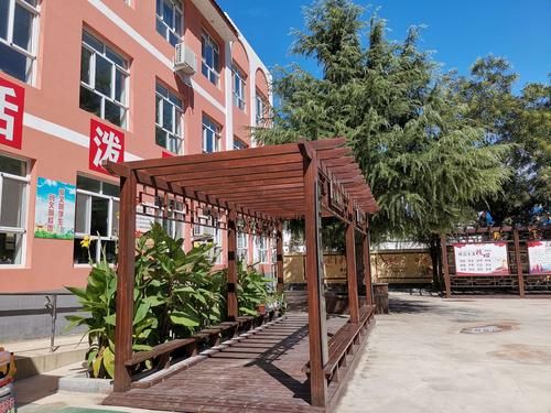 正定县正定镇岸下小学