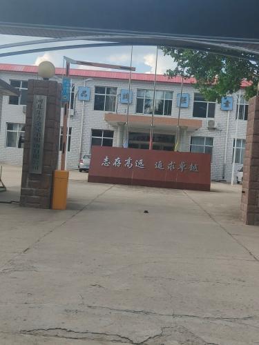 河北东方金兄弟服饰有限公司
