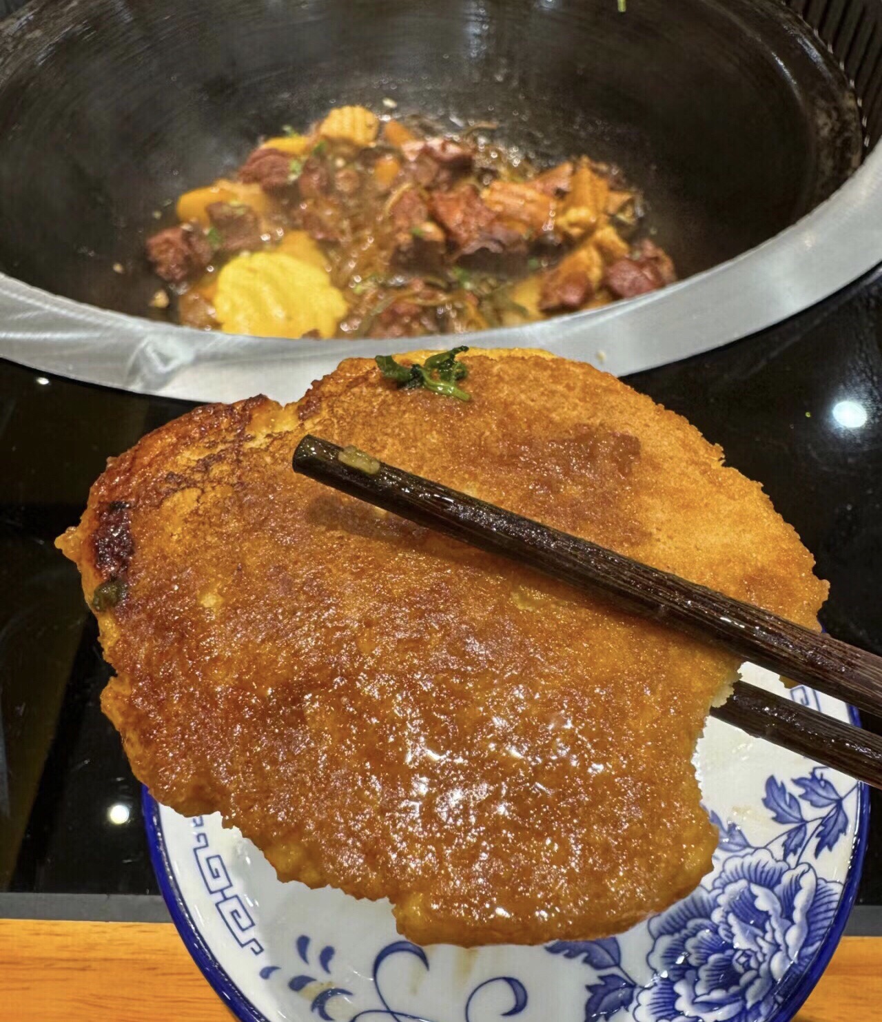 钟鼎轩木火铁锅炖