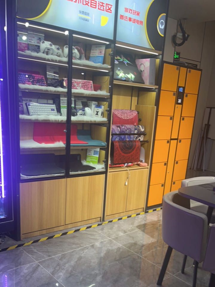 灵通网吧(华泰街店)