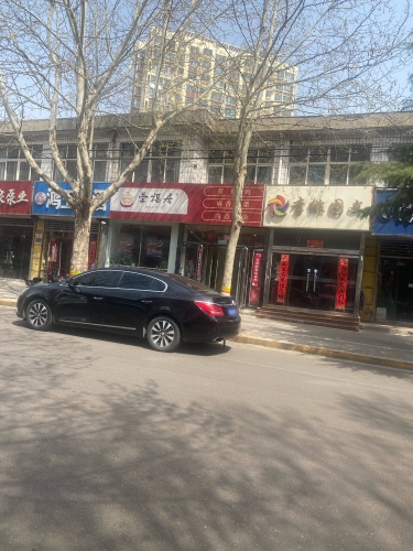 荣福居黄焖鸡米饭(矿区总店)