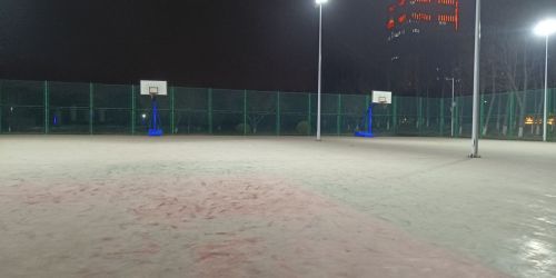 环城水系篮球场