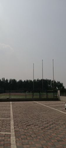 河北科技大学西体育场