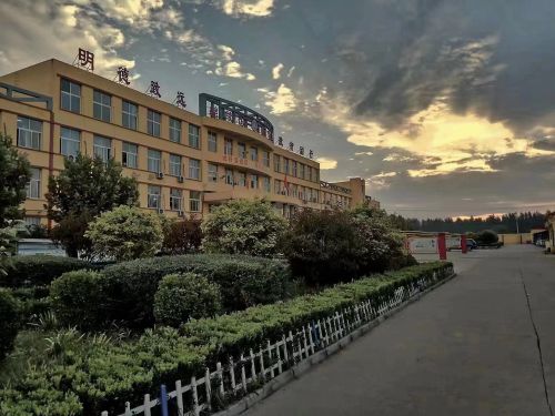 张段固镇中学