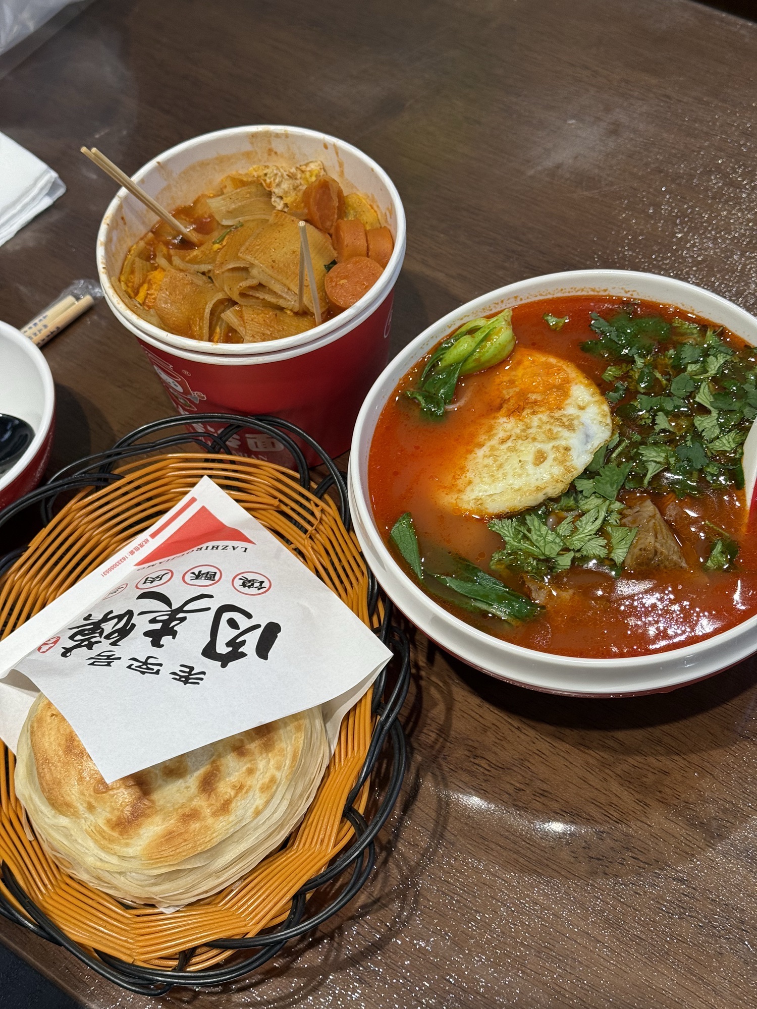 东川街过桥米线