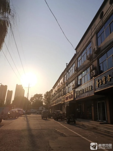 军广烧烤