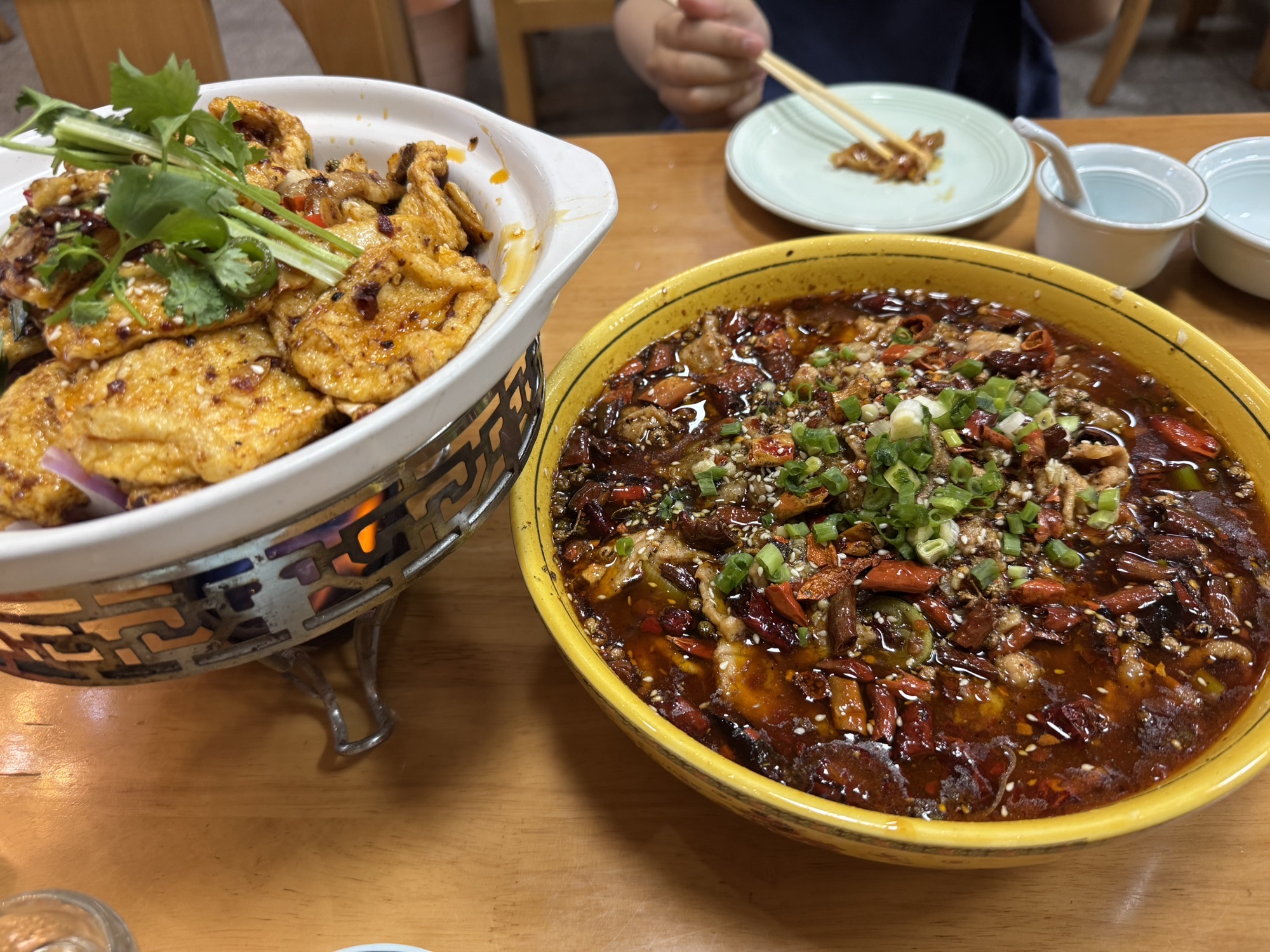 布衣蜀乡楼饭店(批发一条街店)