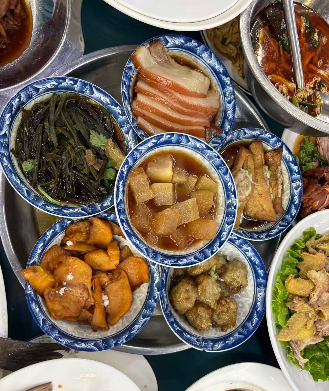 哥们大酒店(育才街)