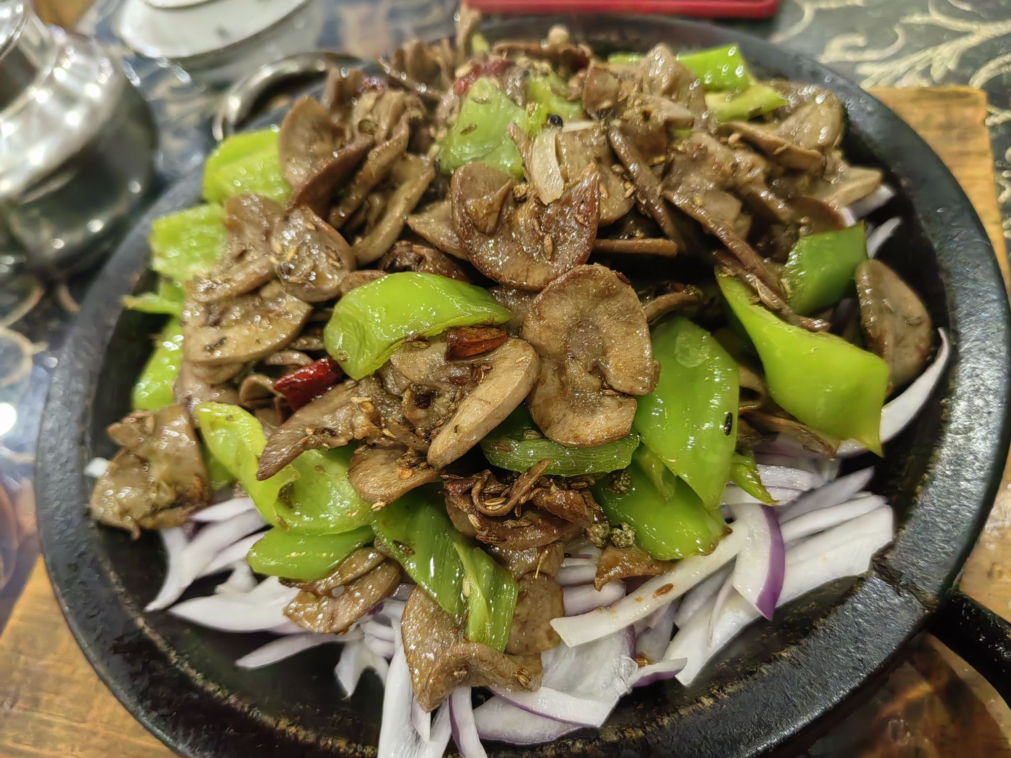 瑞国老东北石锅炖菜