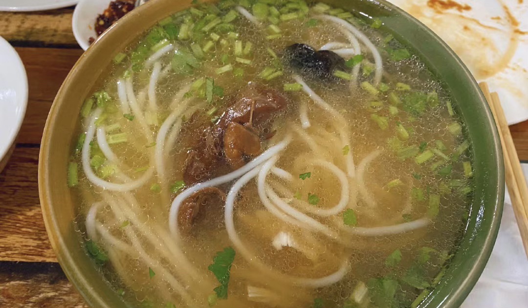 赞皇县蒙自过桥米线