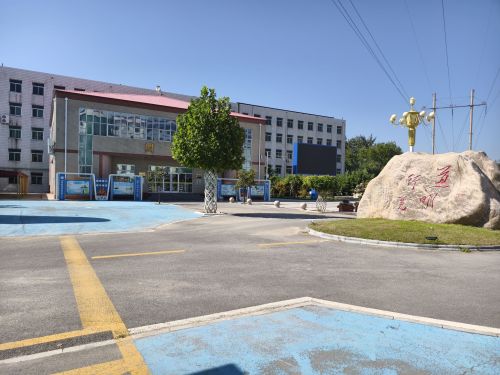鹿泉区实验高级中学