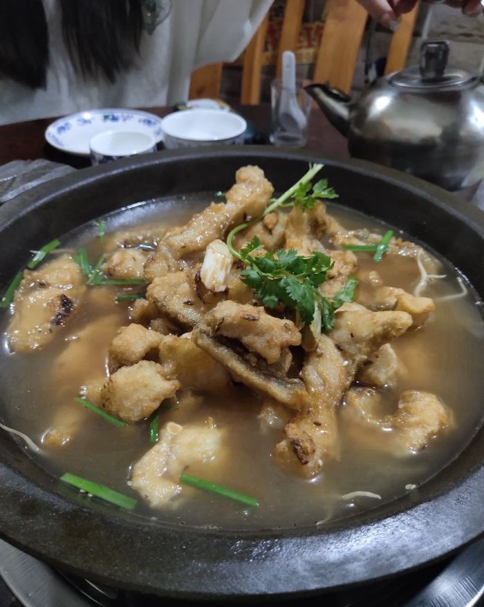 麻姑香辣石锅鱼(高邑店)