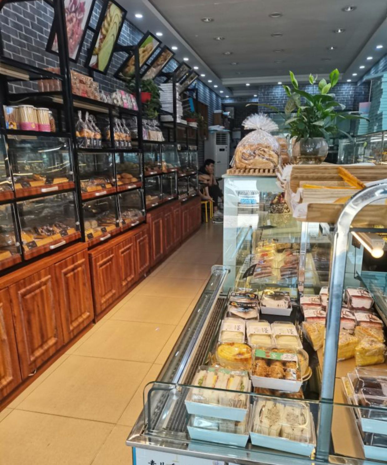 麦儿香蛋糕(学府路店)