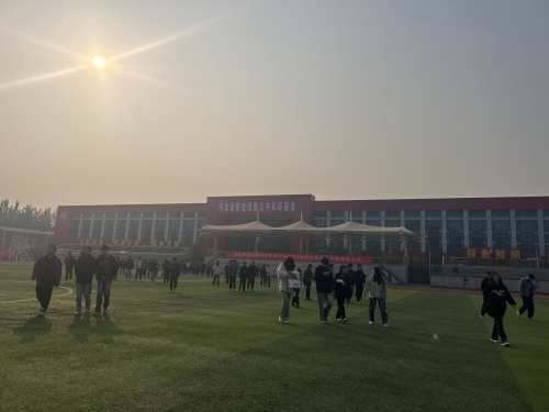 河北轨道运输职业技术学院东校区实训场