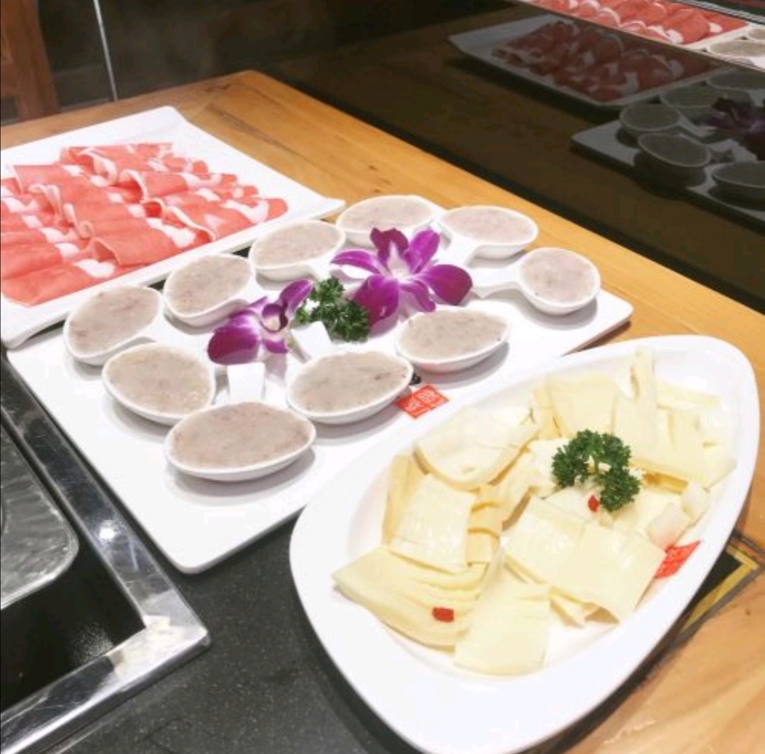 巴府菌汤火锅(行唐店)