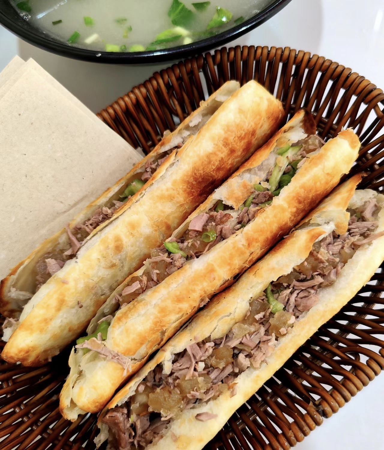 老魏家驴肉大饼(新城铺分店)
