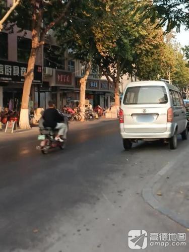 寿衣花圈