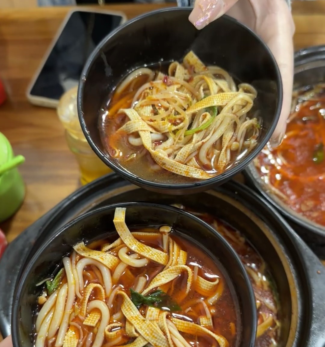 品香过桥米线