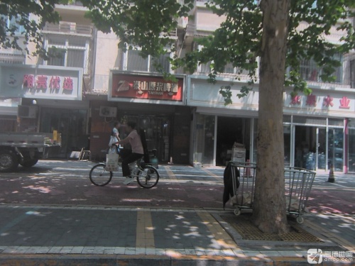 泰山原浆啤酒(银山花园店)