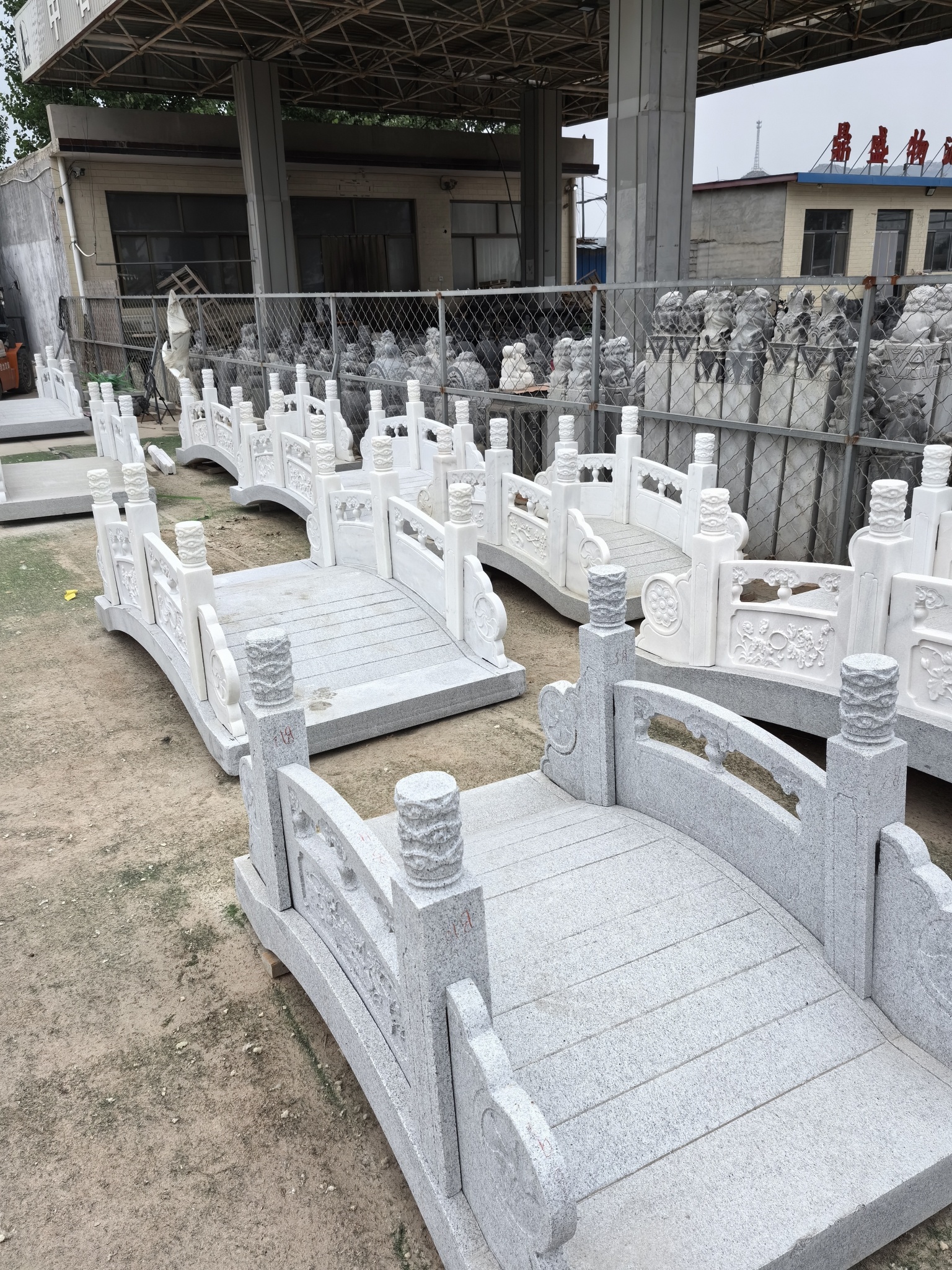 曲阳石材材料市场