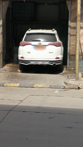 照亮洗车