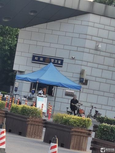 河北师范大学校园警卫室