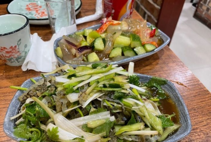 张家大院大骨贴饼子(西城华府店)