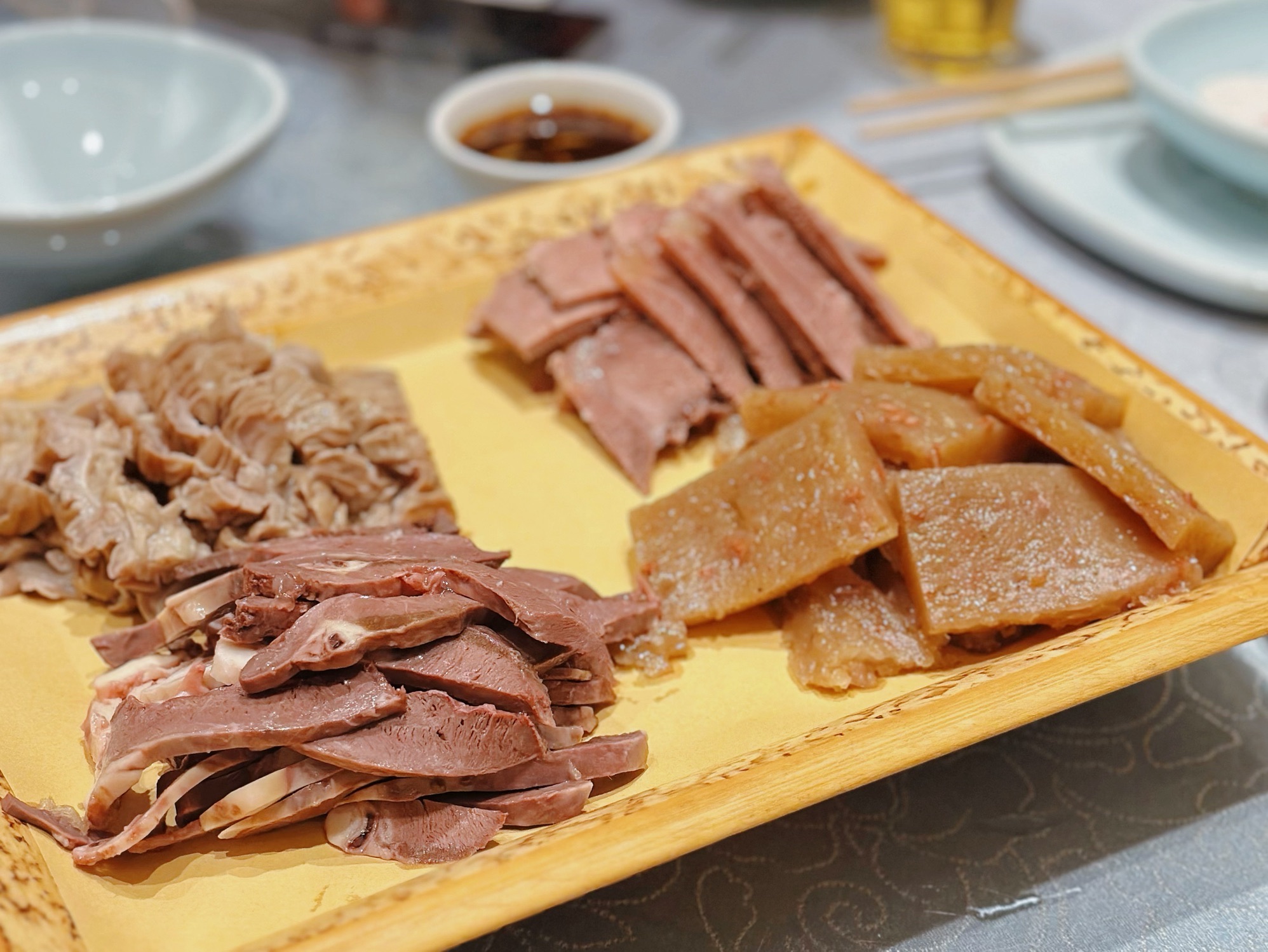 天山鑫味驴肉家常菜(益新购物中心店)