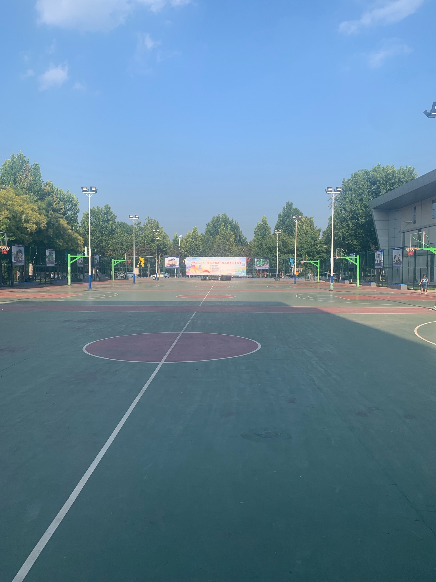 栾城区奥林匹克篮球公园