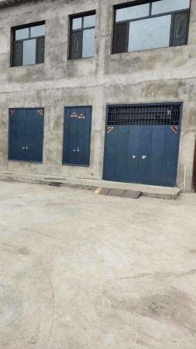 建立塑料机械厂