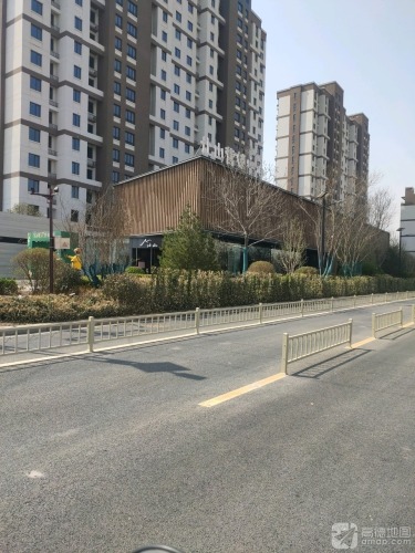 让山营销中心(让山店)