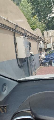 依威能源汽车充电站(泰山花园)