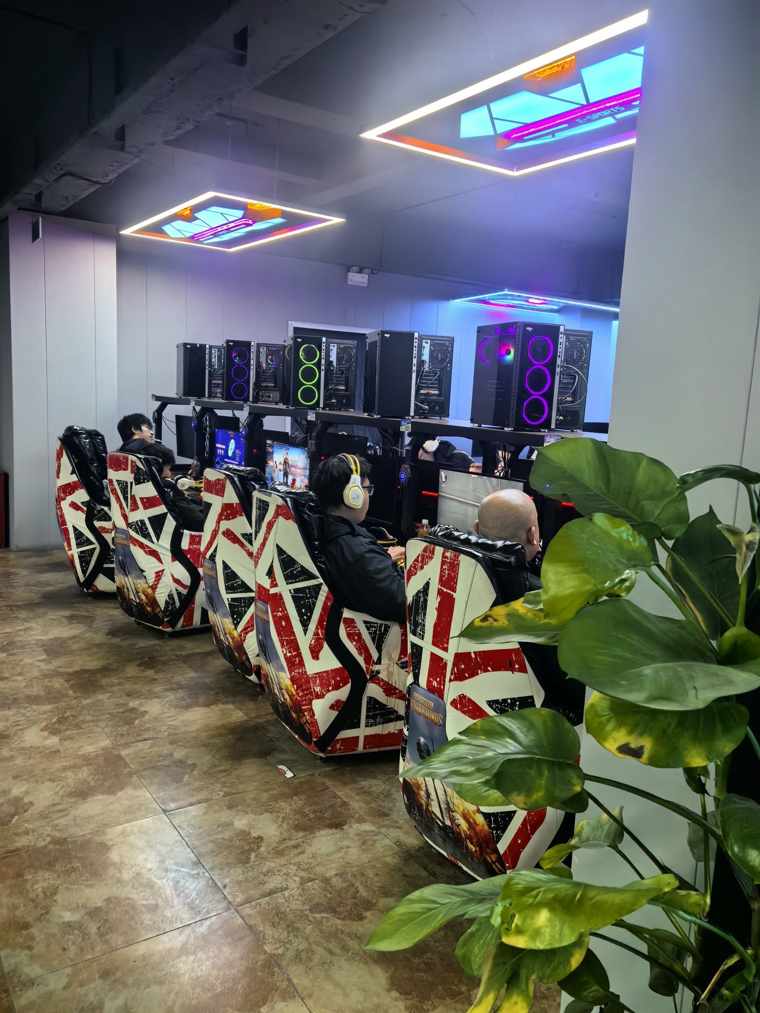 青年网咖(星达店)