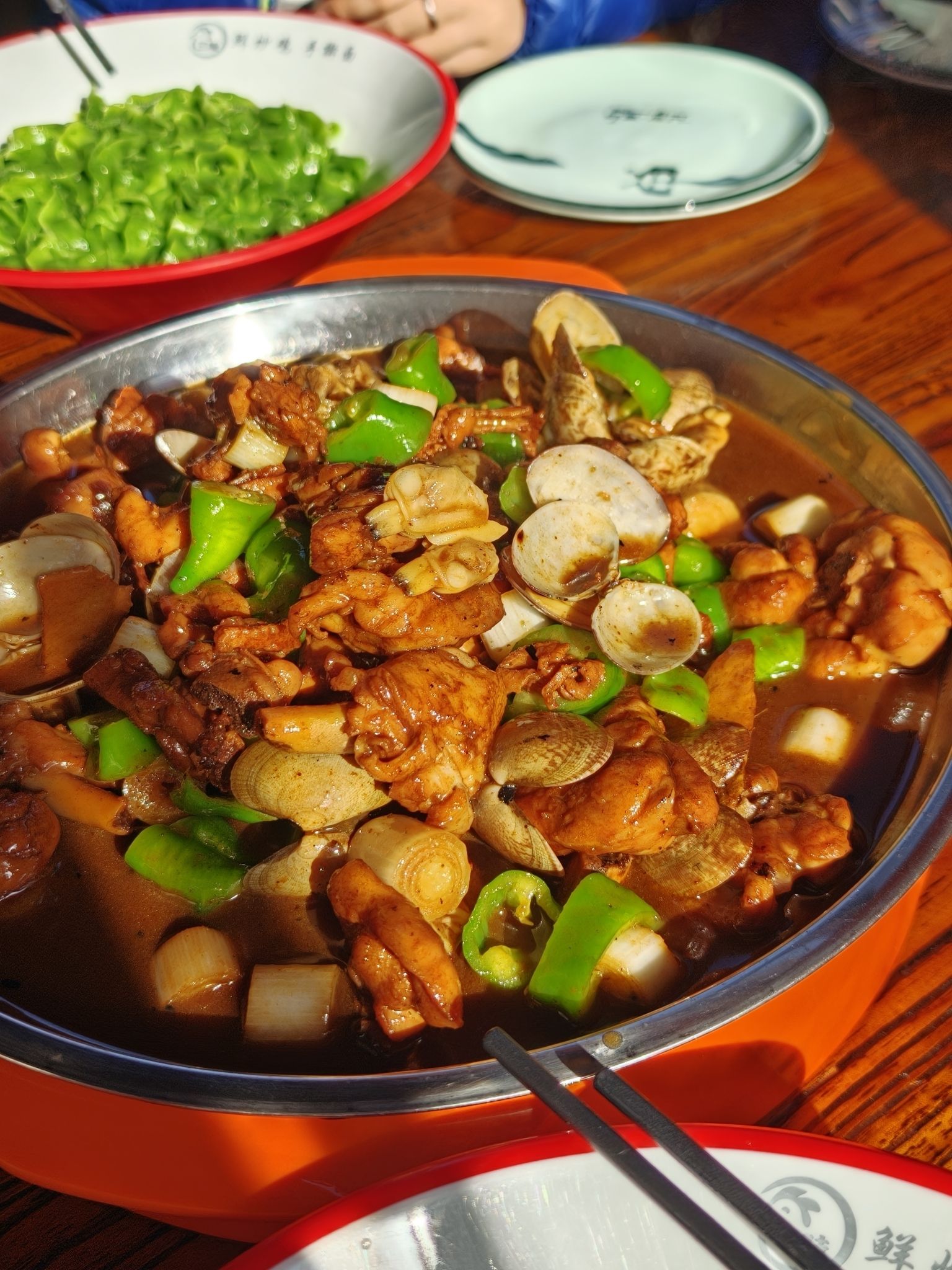 三味鲜炒鸡手擀面
