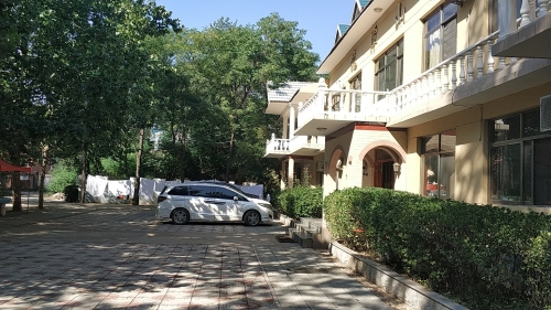 灵寿龙潭山庄