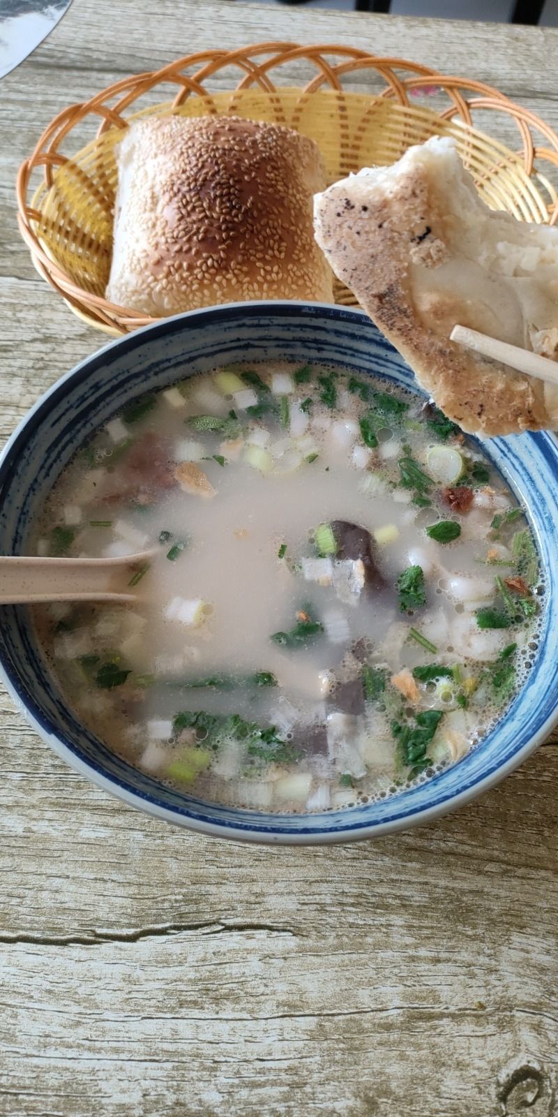 缸炉烧饼羊肉汤