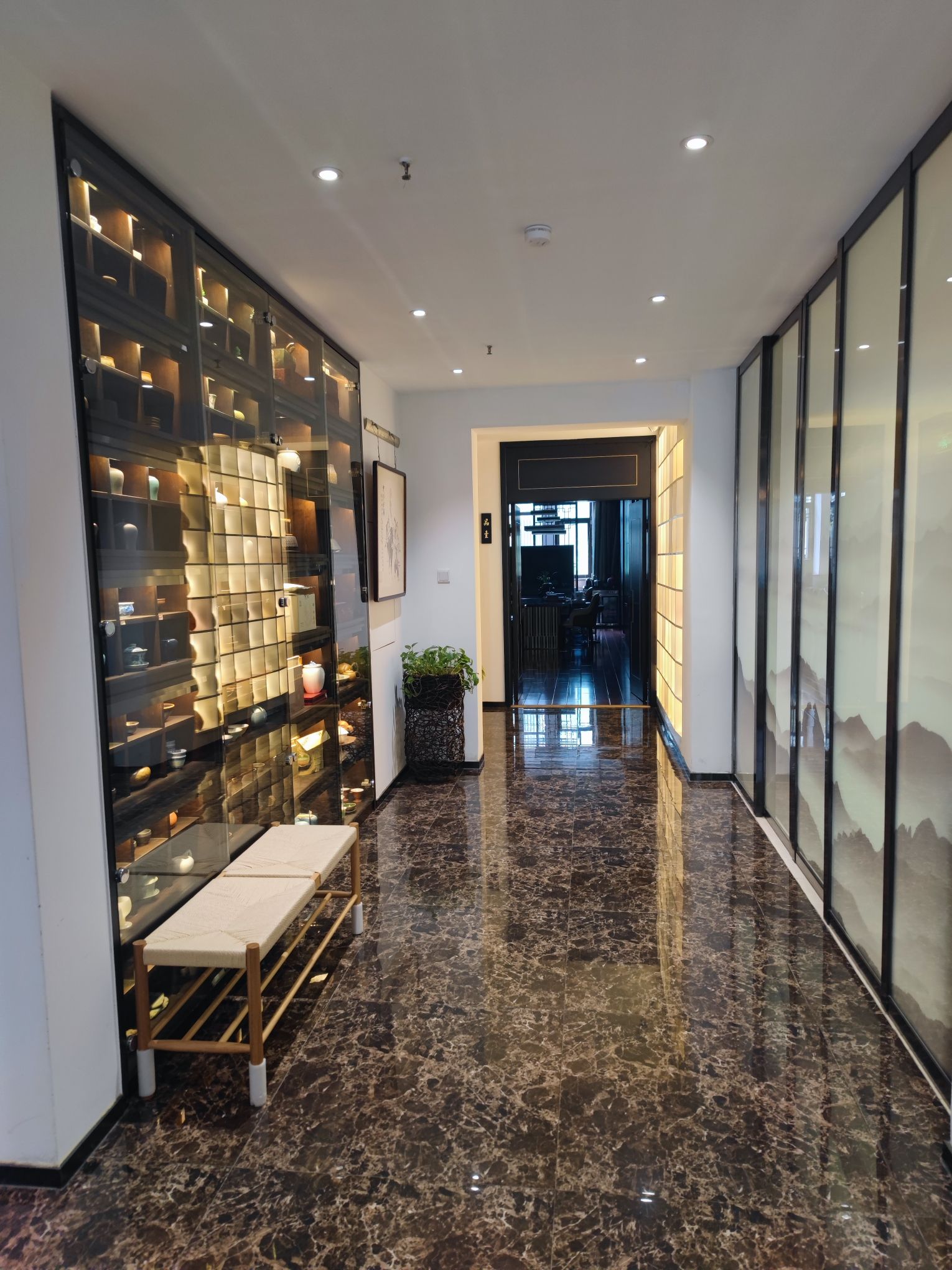 非常道雨林古茶坊(塔南路店)
