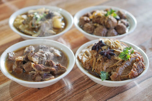 无极牛羊肉饸饹面(清真寺街店)