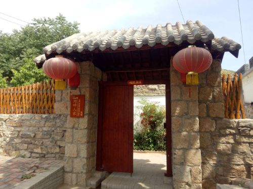 岸下石窑小镇石屋小院民宿(卧龙路分店)
