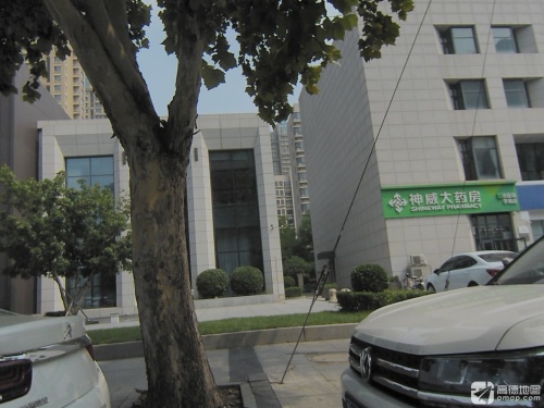 神威大药房(学苑店)