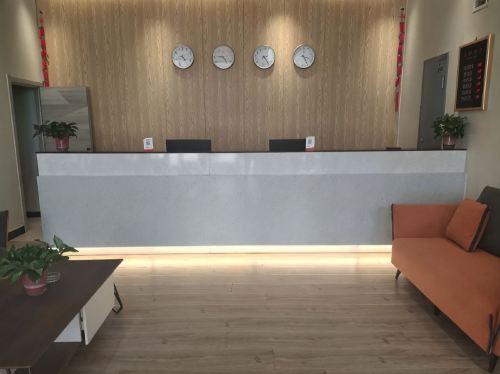 行唐龙昌快捷酒店(行唐县客运站店)
