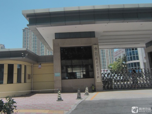 石家庄高新区精英中学