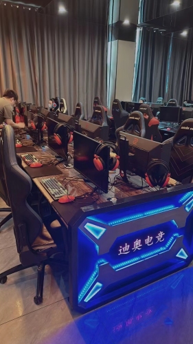 迪奥电竞网咖(南小街店)